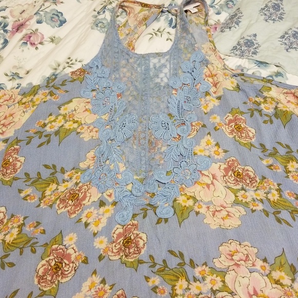 Floral Tank Top - Picture 1 of 4